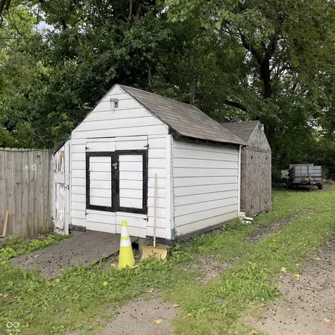 2923 N Denny Street Indianapolis IN 46218