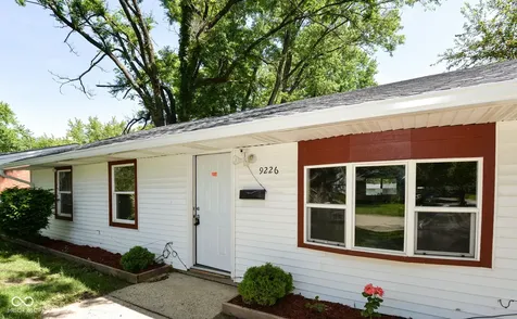9226 Rochelle Drive Indianapolis IN 46235
