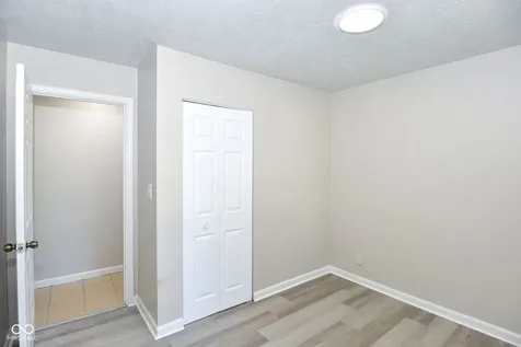 9226 Rochelle Drive Indianapolis IN 46235