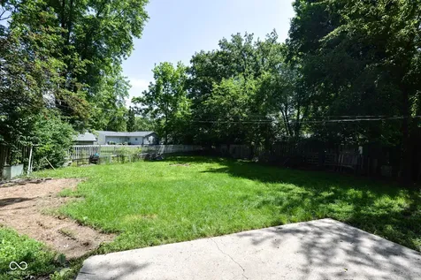 9226 Rochelle Drive Indianapolis IN 46235