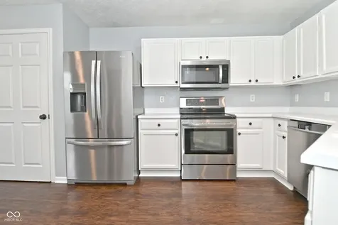 10684 Hoosier Court Indianapolis IN 46234