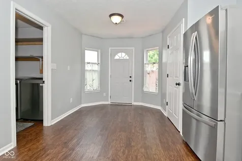 10684 Hoosier Court Indianapolis IN 46234
