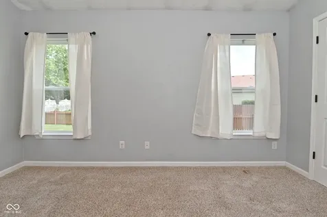 10684 Hoosier Court Indianapolis IN 46234