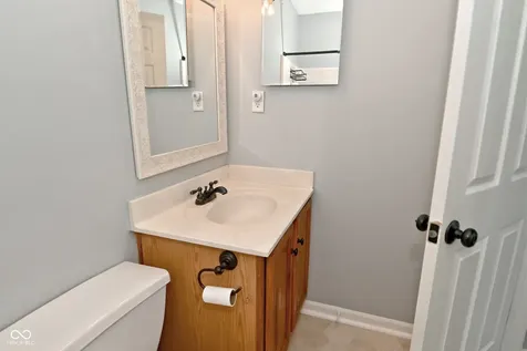 10684 Hoosier Court Indianapolis IN 46234