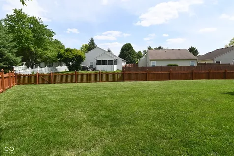 10684 Hoosier Court Indianapolis IN 46234
