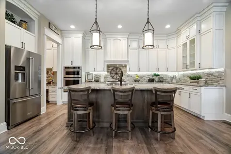 528 Dickson Lane Carmel IN 46032