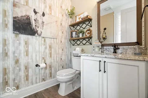 528 Dickson Lane Carmel IN 46032