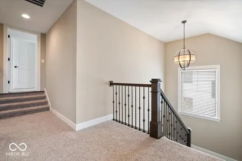 528 Dickson Lane Carmel IN 46032