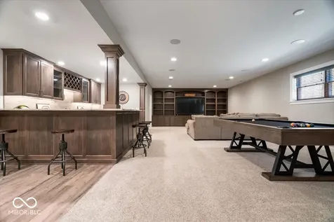 528 Dickson Lane Carmel IN 46032