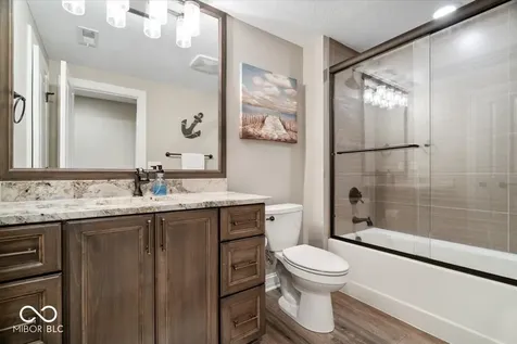 528 Dickson Lane Carmel IN 46032