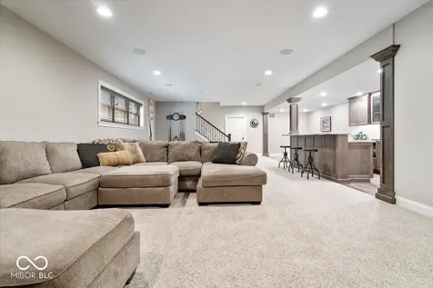 528 Dickson Lane Carmel IN 46032