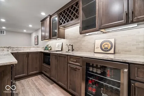 528 Dickson Lane Carmel IN 46032