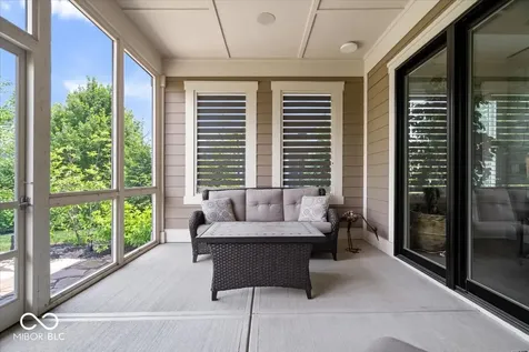 528 Dickson Lane Carmel IN 46032