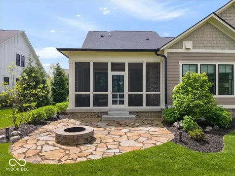 528 Dickson Lane Carmel IN 46032
