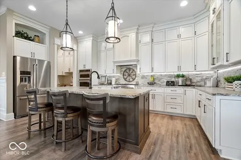 528 Dickson Lane Carmel IN 46032