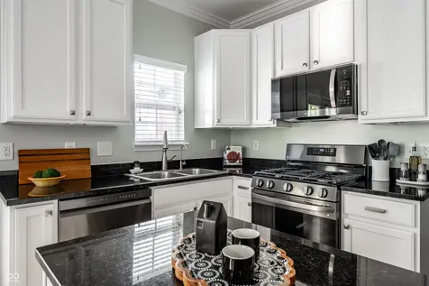 464 American Way S Carmel IN 46032