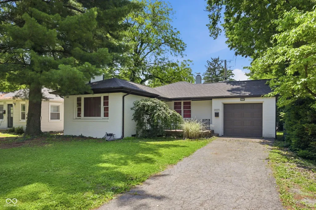 1609 Kessler Boulevard East Indianapolis IN 46220