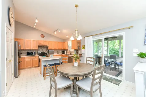 10463 Becker Court Fishers IN 46038