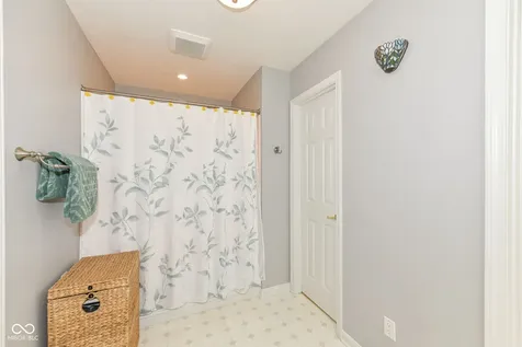 10463 Becker Court Fishers IN 46038