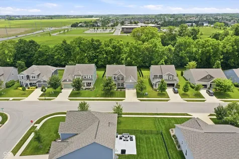 12695 Sunrise Drive Noblesville IN 46060