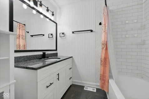 7507 Choate Court Indianapolis IN 46254