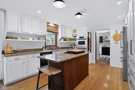 11377 Brentwood Avenue Zionsville IN 46077