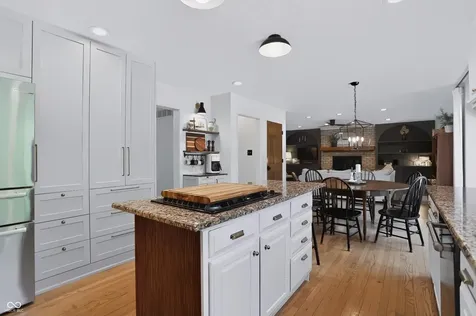 11377 Brentwood Avenue Zionsville IN 46077