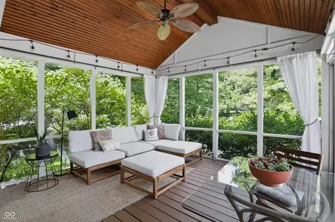 11377 Brentwood Avenue Zionsville IN 46077