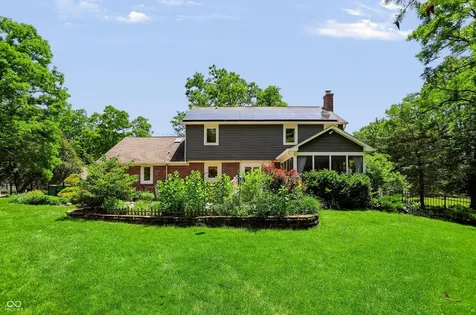 11377 Brentwood Avenue Zionsville IN 46077