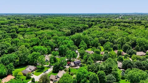 11377 Brentwood Avenue Zionsville IN 46077