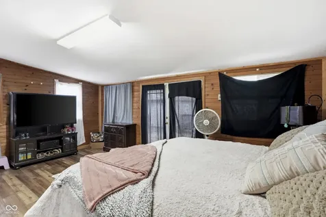 181 Royal Road Beech Grove IN 46107