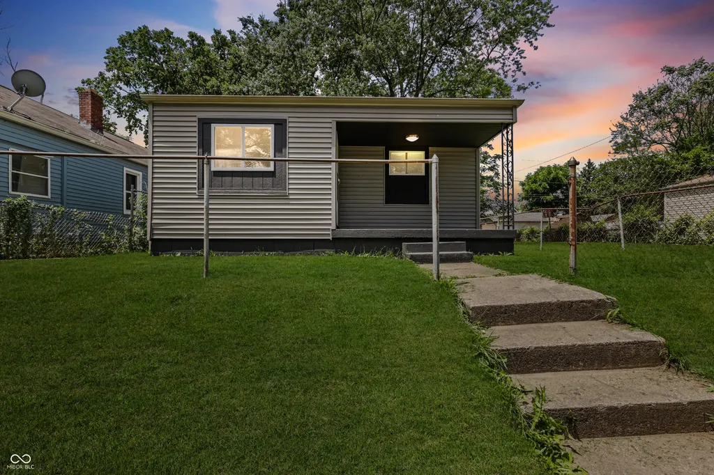 734 N Arnolda Avenue Indianapolis IN 46222