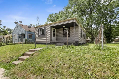 734 N Arnolda Avenue Indianapolis IN 46222