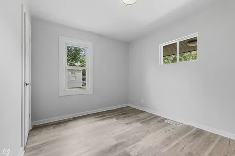 734 N Arnolda Avenue Indianapolis IN 46222