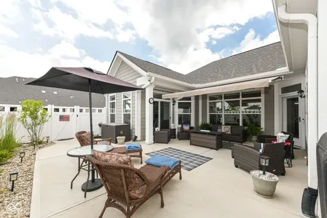 2439 Collins Drive Westfield IN 46074