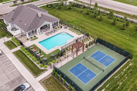 2439 Collins Drive Westfield IN 46074