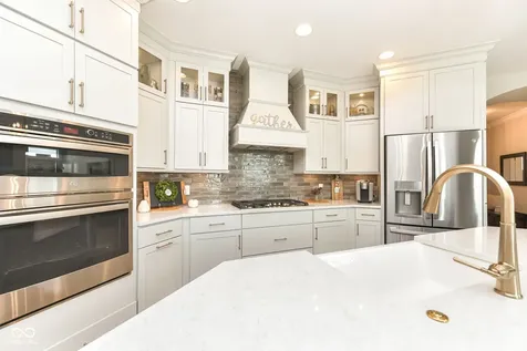 2439 Collins Drive Westfield IN 46074