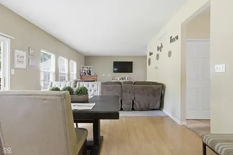 11320 Bear Hollow Court Indianapolis IN 46229