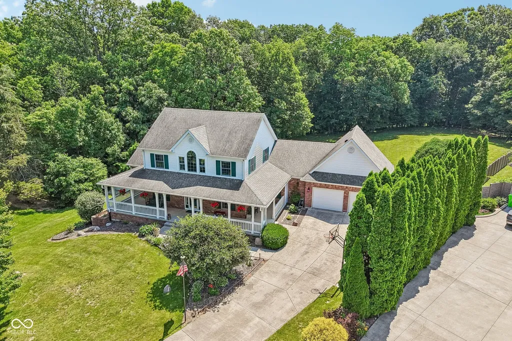 1061 W Cedar Lane Crawfordsville IN 47933