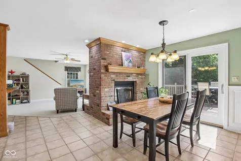 1061 W Cedar Lane Crawfordsville IN 47933