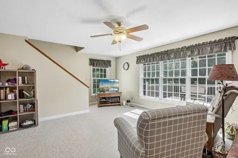 1061 W Cedar Lane Crawfordsville IN 47933