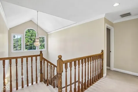 1061 W Cedar Lane Crawfordsville IN 47933