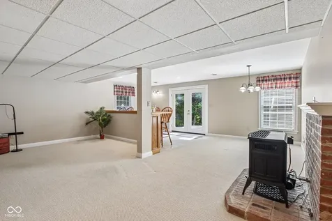 1061 W Cedar Lane Crawfordsville IN 47933