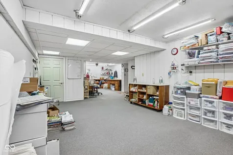 1061 W Cedar Lane Crawfordsville IN 47933