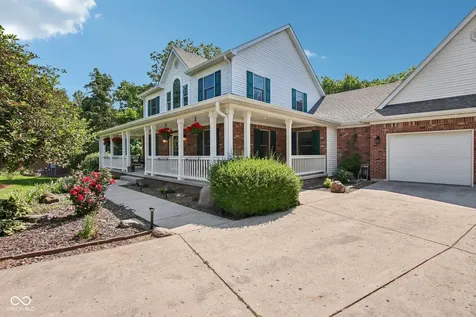 1061 W Cedar Lane Crawfordsville IN 47933