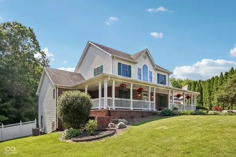 1061 W Cedar Lane Crawfordsville IN 47933