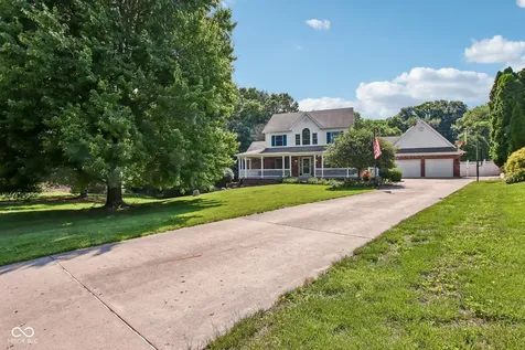 1061 W Cedar Lane Crawfordsville IN 47933