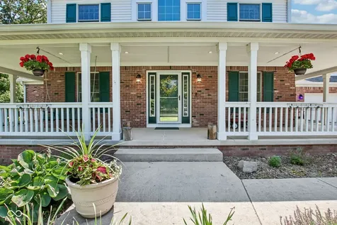 1061 W Cedar Lane Crawfordsville IN 47933