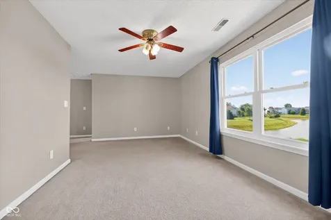 2295 Lakecrest Drive Columbus IN 47201