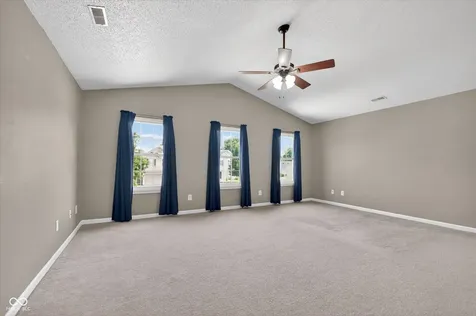 2295 Lakecrest Drive Columbus IN 47201